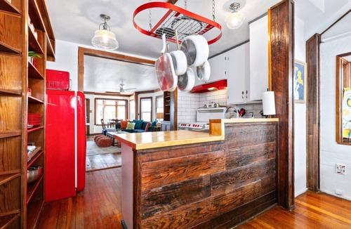 San Luis Obispo House | Downtown SLO Victorian+Sleeps 12+Walkable+Private