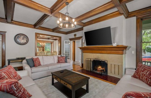 Spokane Apartment | Entire Main level of Beautiful Historic Home