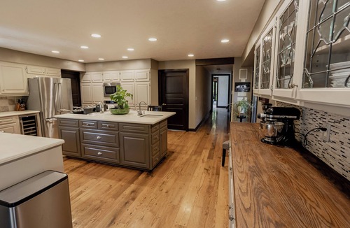 Rogue River House | Escape to 150 Acres, 3BR Estate with Pool, Trails & Total Privacy