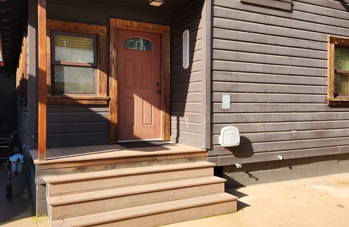Trinity Center Condo | Escape to Nature: Charming 3-Bedroom Cabin near Trinity Lake