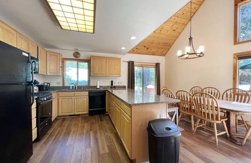 McKinney Estates House | Evergreen Escape - 4 bedroom, loft, 2.5 bath home, quiet neighborhood