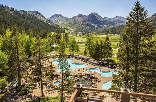 Olympic Valley Hotel | Everline Resort & Spa Deluxe Queen Forest View