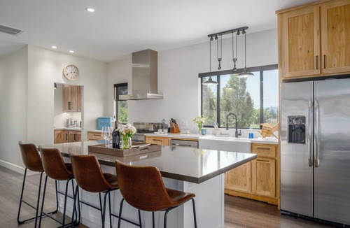 Healdsburg House | Experience Limerick Lane Cellars at our Vineyard Farmstay Retreat in Healdsburg