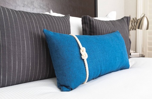 South Beach House | Experience Soothing Moments & Luxury! Pet-friendly Property, Onsite Parking!