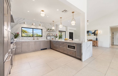 Bermuda Dunes House | Experience Timeless Elegance at Bella Bermuda Estate