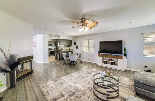 Southridge Village House | Explore SoCal: Family-Friendly Home in Fontana!