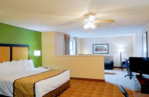 Reno/Tahoe Airport Hotel | Extended Stay America Suites Reno South Meadows