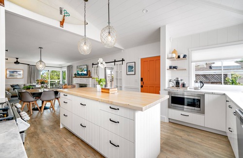 Lantern District Cottage | Extended Stay Dana Point Coastal Cottage Ocean View Walk to Restaurants