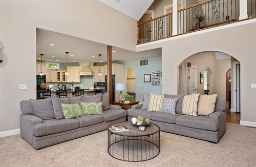 Hood River House | Extraordinary Private Country Chateau, Pet Friendly, Hot Tub, BBQ, Enormous Deck w/Mt. Adams Views