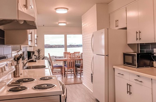 Lummi Island House | Fabulous 3-Bedroom Waterfront Home on Charming Lummi Island Awaits You