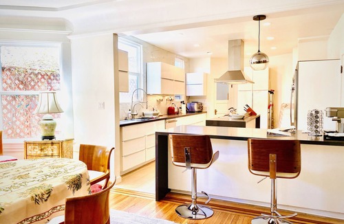 Richmond District House | Fabulous Location! Beautiful contemporary interior design. A Jewel!