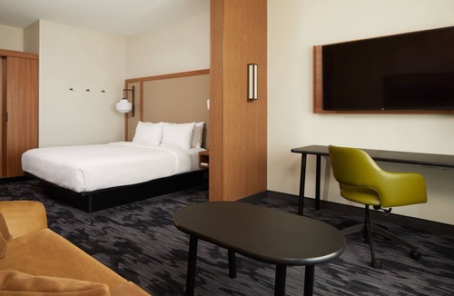 Palmdale Hotel | Fairfield Inn & Suites by Marriott Palmdale West