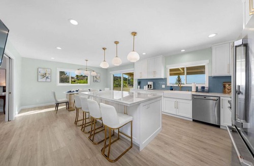 La Mesa House | Family Hilltop luxe retreat with breathtaking view