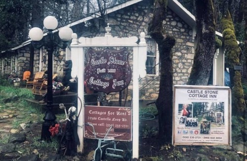Castella Cottage | Famous fully furnished castle stone inn in nor cal