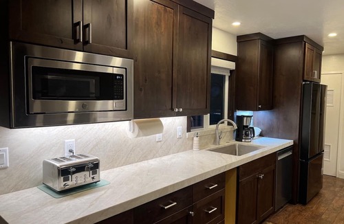 Tahoe Sierra Estates House | FANTASTIC MOUNTAIN HOME - GREAT LOCATION-TAHOE CITY!