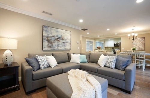 Anaheim Resort House | Fantastic Pool/Jac Home: 4 EnSuites, Walk 2 Disney