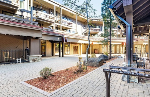 Truckee Condo | Flurry by Avantstay Tahoe Donner Home w/Access to Northstar Resort Community