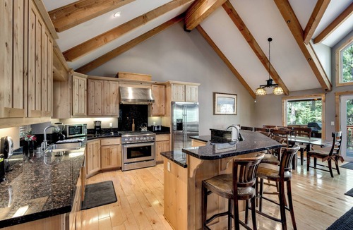 Tahoe Paradise House | Forest View Lodge in Tahoe Paradise: Hot Tub, Game Room, Media Room, Location!