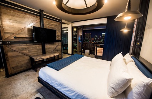 Evans Churchill Hotel | FOUNDRE Phoenix