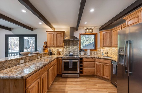 Carnelian Bay House | Four Summits- Hot Tub- Pool Table- Close to Lake