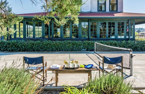 Los Olivos House | Foxen Canyon Retreat - Pickelball and Wine Country