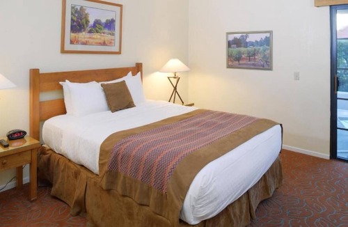 San Diego Country Estates House | Friends Getaway! Three Comfortable Units, Onsite Game Room, Free Parking