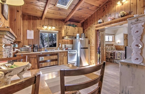 Idyllwild Cabin | Fully fenced backyard for pets. Pets stay free!