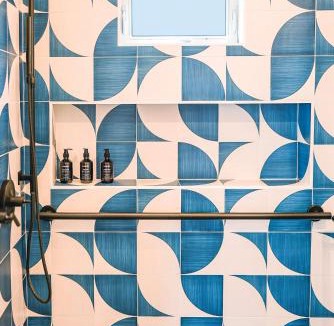 Stinson Beach Hotel | Funboard Room includes King Bed and Mini Kitchenette