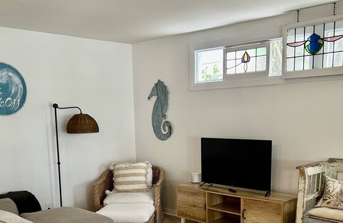 Pierpont Bay Cottage | Furnished Beachside Cottage Steps to the Beach, monthly rental.