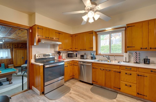 Jackson House | Game Room & Patio: Charming Jackson Retreat!
