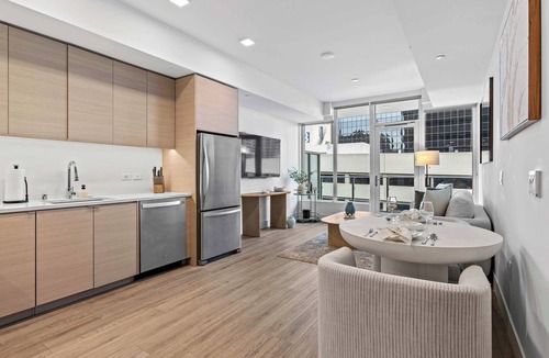 Civic Core Apartment | Gaslamp Quarter 1BR · Private Balcony & King Bed