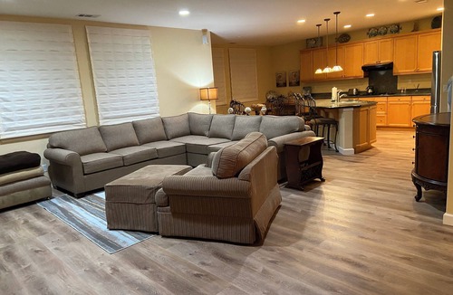 Callender House | Golf course & ocean view in gated community