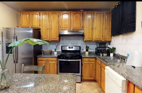 Daly City House | Gorgeous 2 bedroom house 5 min to Daly City BART