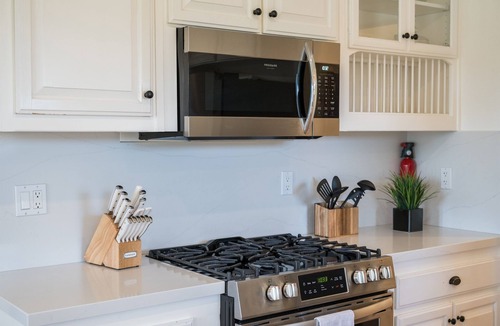 Atascadero House | Gorgeous 6BR Estate 10 miles to SLO