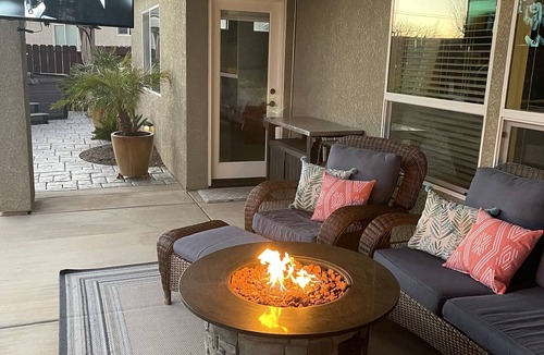 Redding House | Gorgeous backyard oasis with all of the comforts of home, the W has it all!