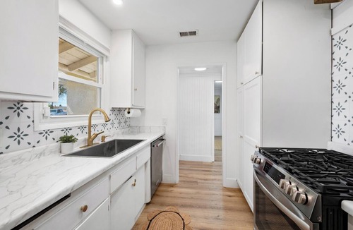 Bolsa Chica-Heil House | Gorgeous BOHO style 3-bedroom house in Huntington Beach Prime