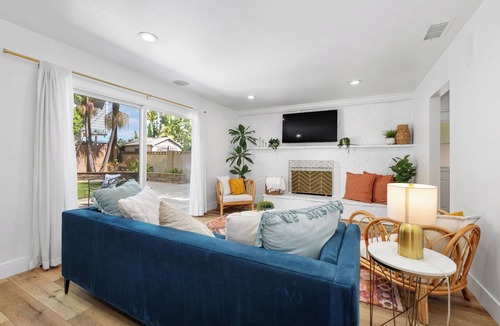 Bolsa Chica-Heil House | Gorgeous BOHO style 3-bedroom house in Huntington Beach Prime