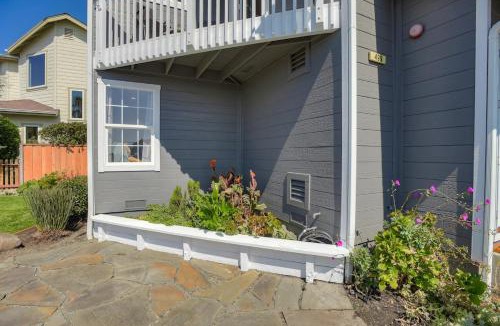 El Granada Villa | Gorgeous Half Moon Bay Home