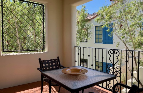 La Quinta Villa | GORGEOUS LUXURY VILLA - UPSTAIRS UNIT & PRIME LOCATION;