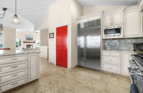 Opal Cliffs House | Gorgeous Pleasure Point Home - Sleeps 10!