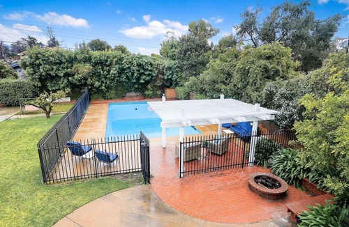 East Pasadena House | Grace Estate: Romantic 7BR Pasadena Retreat with Pool