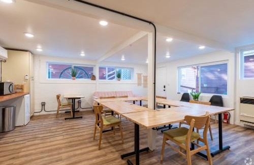 Wrightwood Hotel | Grand Pine Cabins