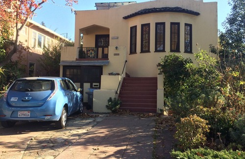 Berkeley House | Grandma's House (1 block from Solano Avenue. EV Charger.)