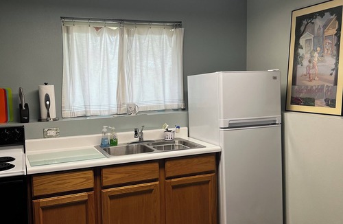 Northtown Apartment | Great reviews! Close to all venues and hospitals. Discounts for 7+ day stays