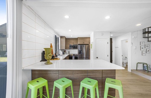 Solana Beach Villa | Green Flash, Bluff-siden Townhouse steps to beach