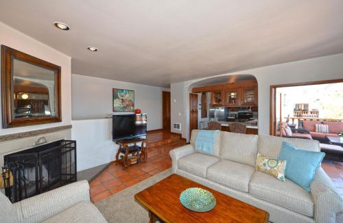 Avalon House | H319 - Hamilton Cove Villa 3-19
