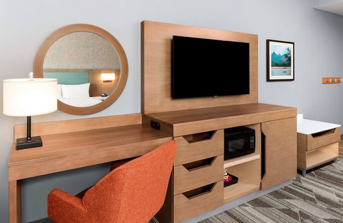 Guide Meridian Hotel | Hampton Inn Bellingham Airport