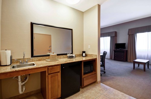 Folsom Hotel | Hampton Inn & Suites Folsom