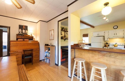 Hood River House | Heartbreak - Winter Special! Near Downtown Hood River!