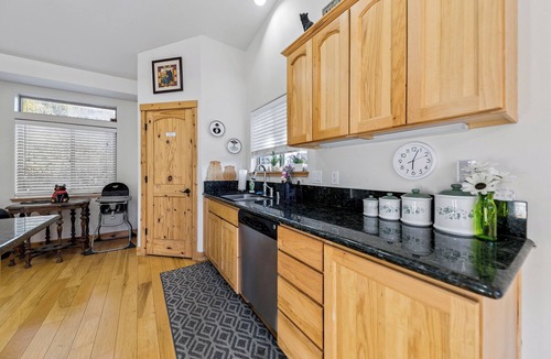 South Lake Tahoe House | Heavenly South Lake Tahoe lakeview Retreat mv13